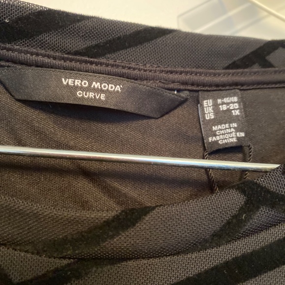 Vero Moda black minidress - Picture 4 of 5